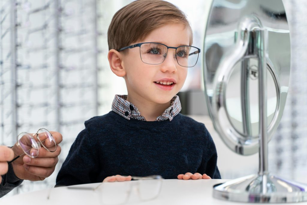 Nuovi occhiali in silicone per bambini Montatura TR90 Occhiali da vista Occhiali ottici flessibili per bambini utilizzati per 12-16 anni  200000297